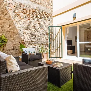 Sol With Garden Apartment Sevilla