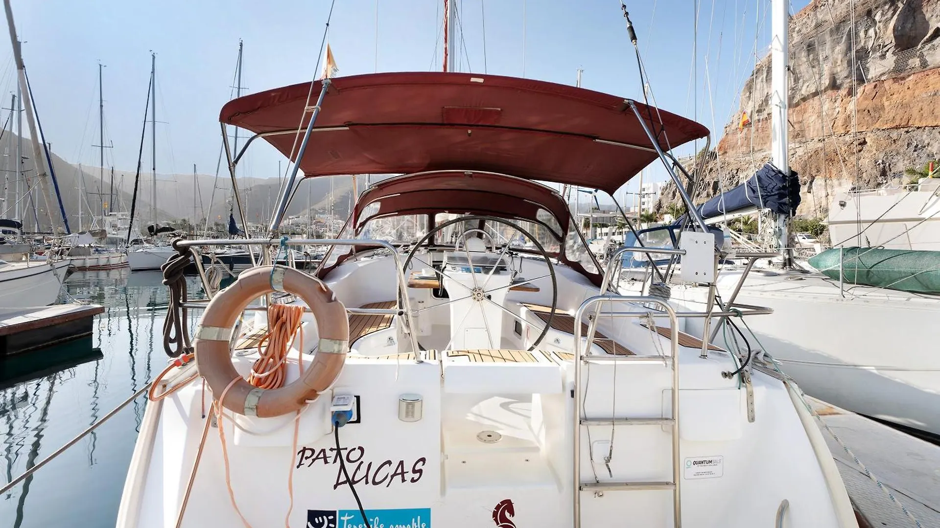 Botel Pato Lucas Sail Boat Hotel San Sebastian De La Gomera